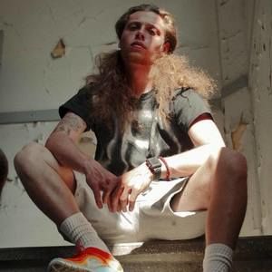 Meet your Posher, Cass